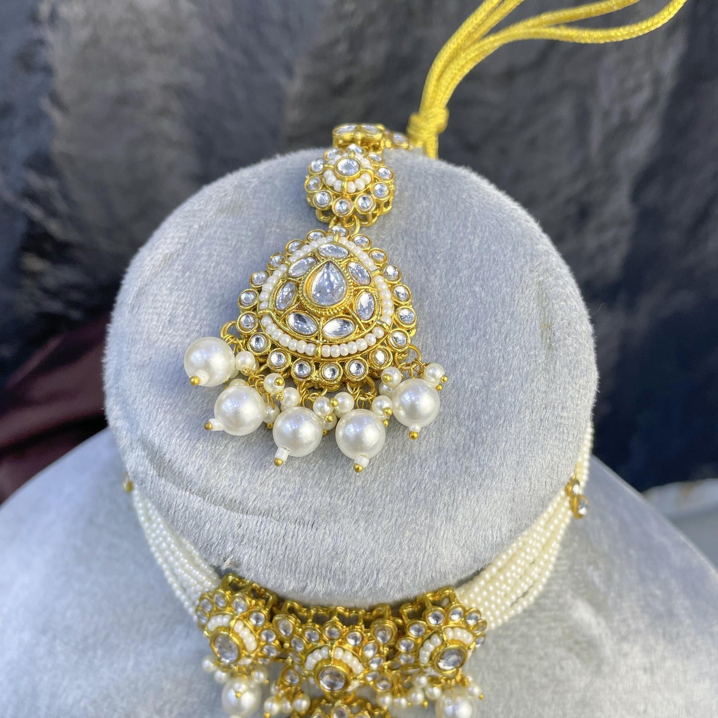 NIZAM PEARL-STRAND MEDALLION KUNDAN NECKLACES