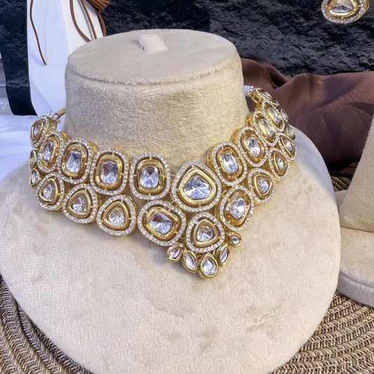 ELITE PEBBLE-CUT CHOKER KUNDAN NECKLACES