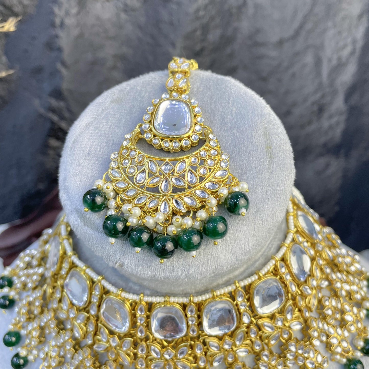 EMPRESS LARGE-OVAL FLORAL KUNDAN NECKLACES