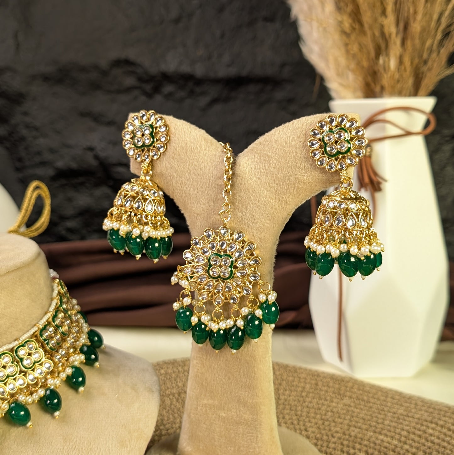 Royal petal kundan necklace