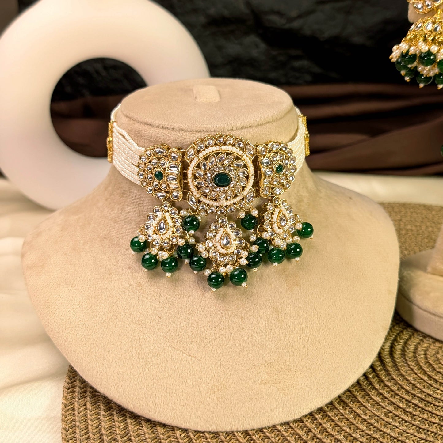 Cascading rose kundan necklace