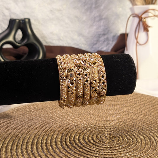 Surya Kanti Polki Rajwari Bangles