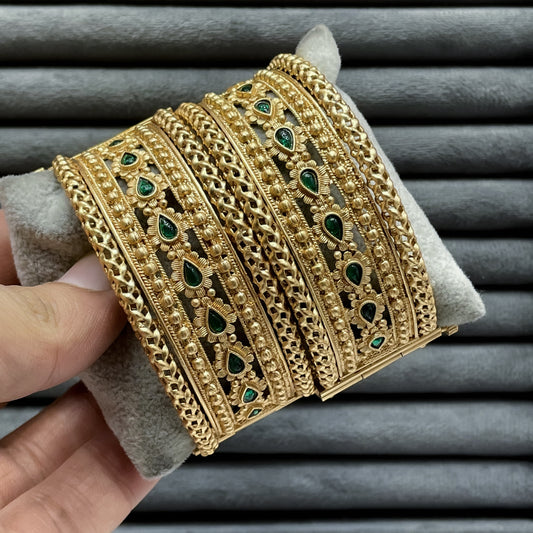 EMERALD DROPLET KADA RAJWARI BANGLES