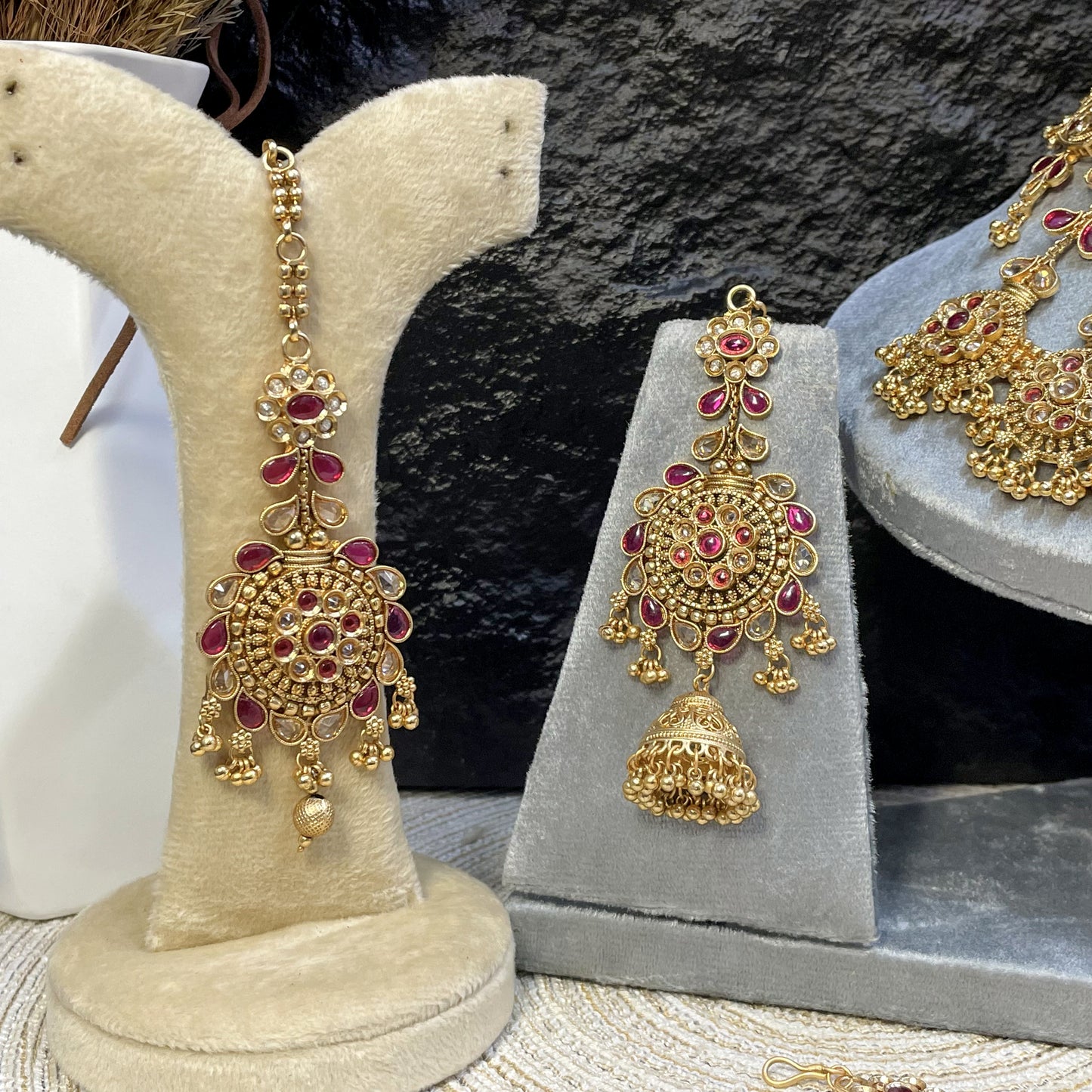 MALIKA-E-DURA - RAJWARI BRIDAL SET
