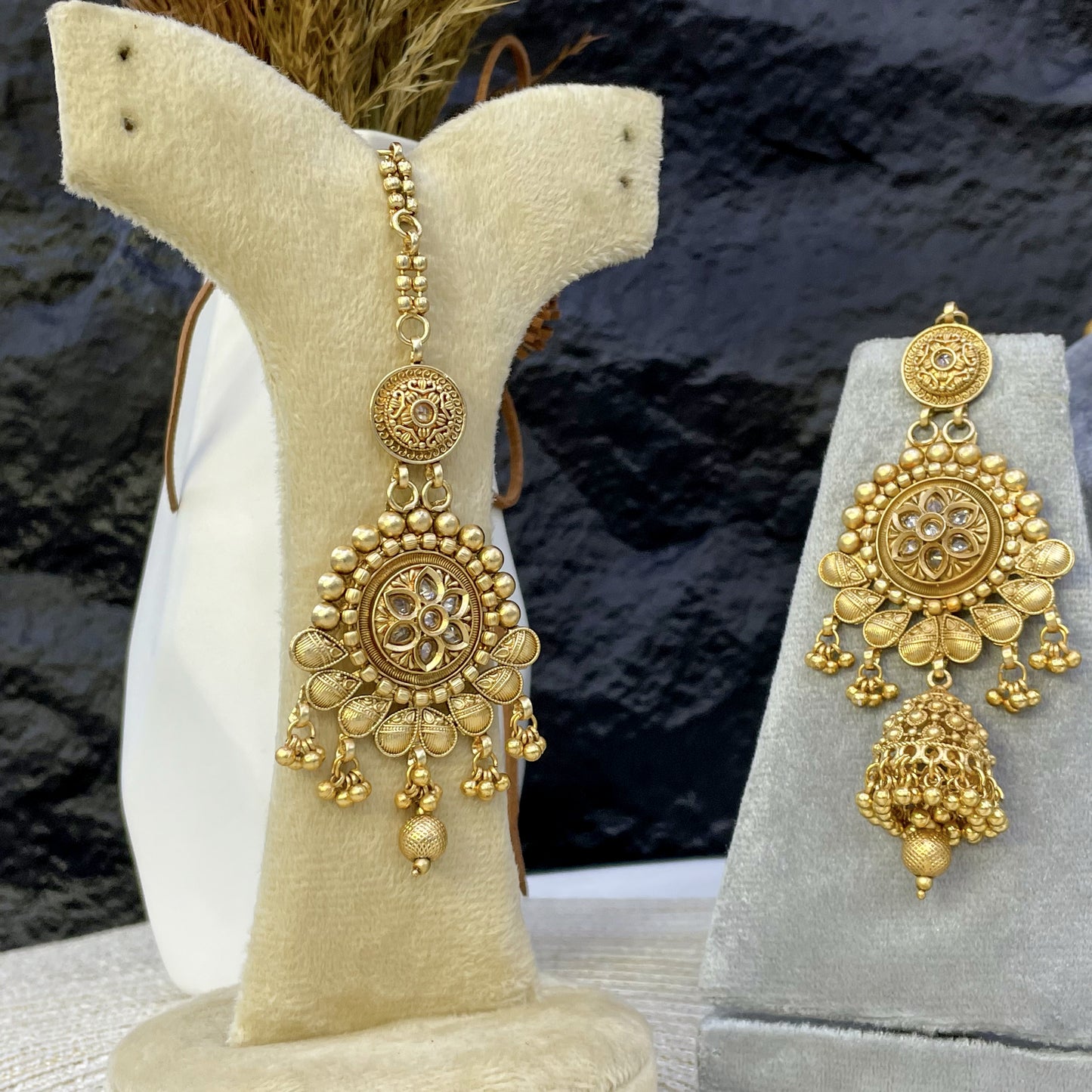 NOOR-E-SHAHI - RAJWARI BRIDAL SET