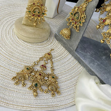 ZAMURRAD-E-MALIKA - RAJWARI BRIDAL SET
