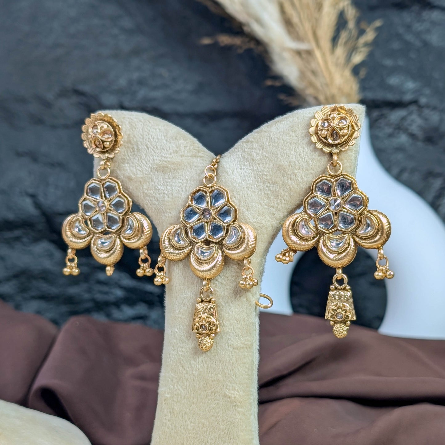Jharokha-e-khas rajwari choker