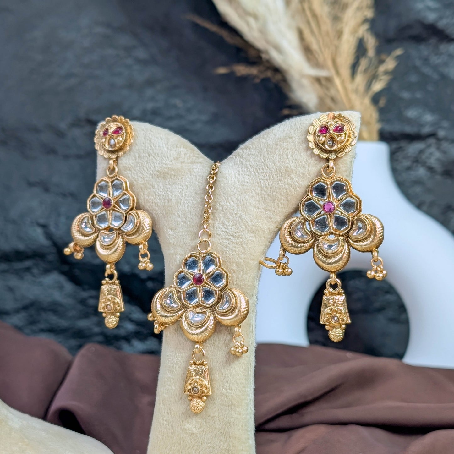 Jharokha-e-khas rajwari choker