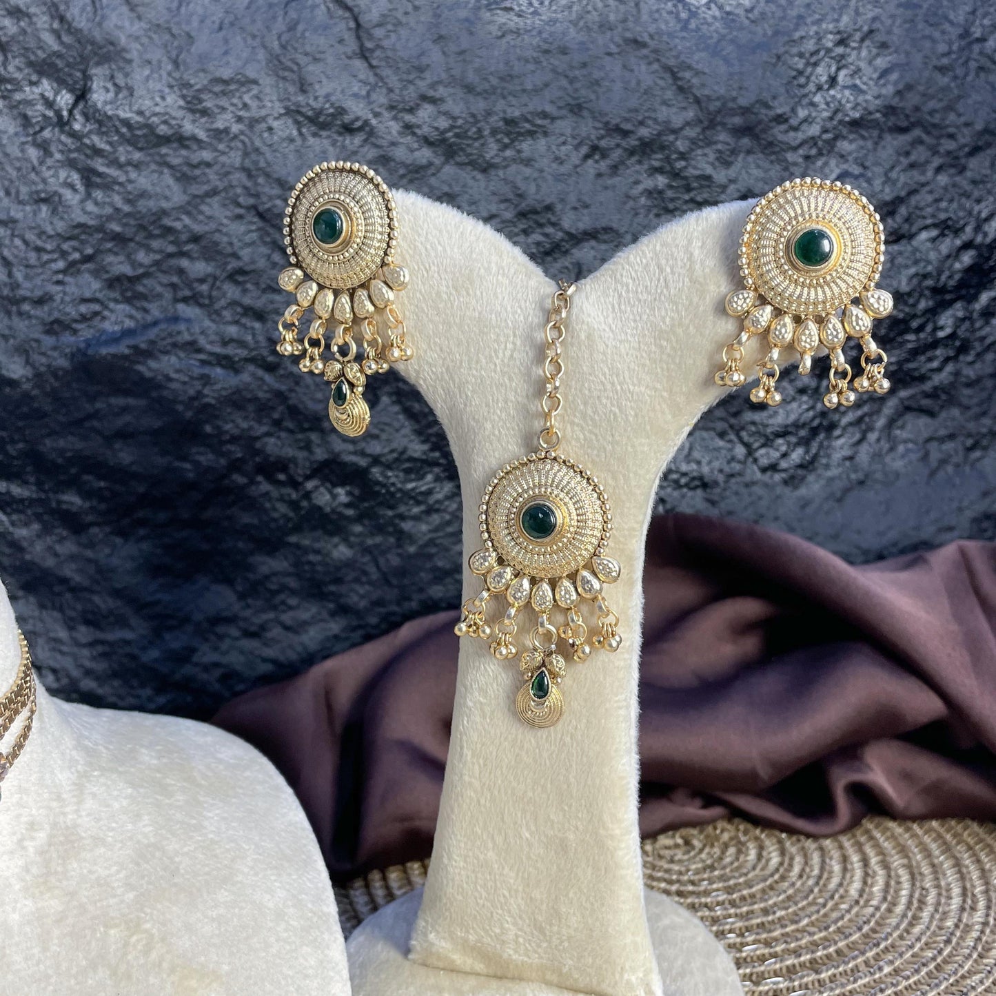 SHAHZADI RAJWARI CHOKER