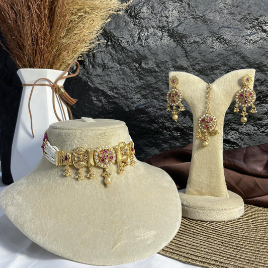 MOTI-MAAL RAJWARI CHOKER