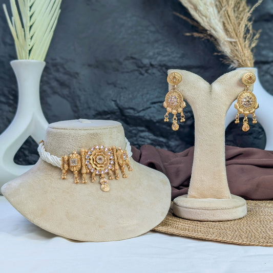 Mayur-mandala rajwari choker