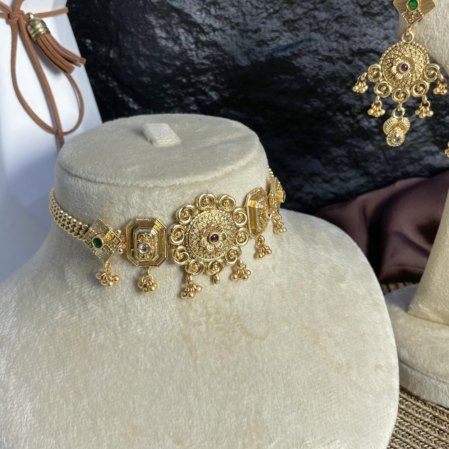 MANDALA FILIGREE RAJWARI CHOKER