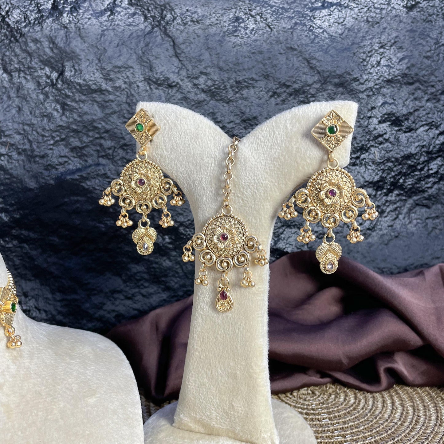 MANDALA FILIGREE RAJWARI CHOKER