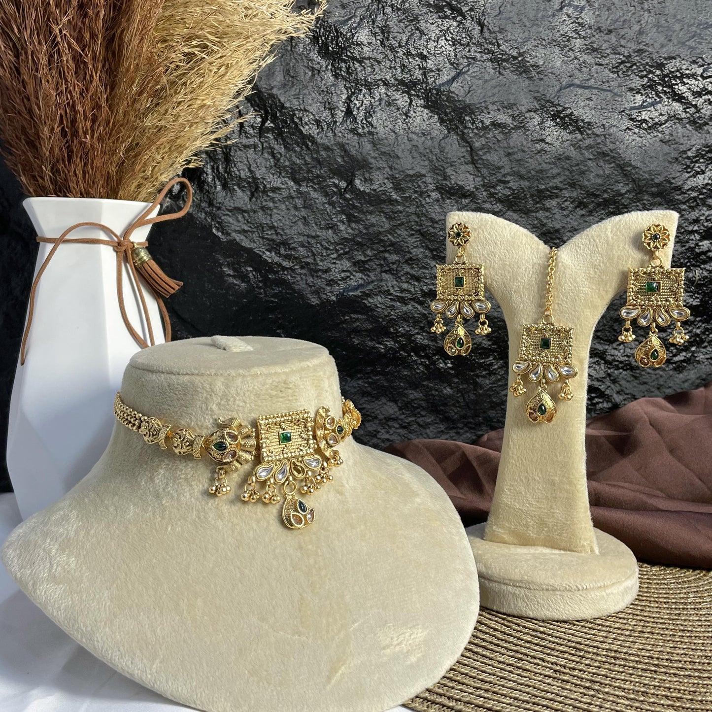 CHOKHAT DARBAR RAJWARI CHOKER