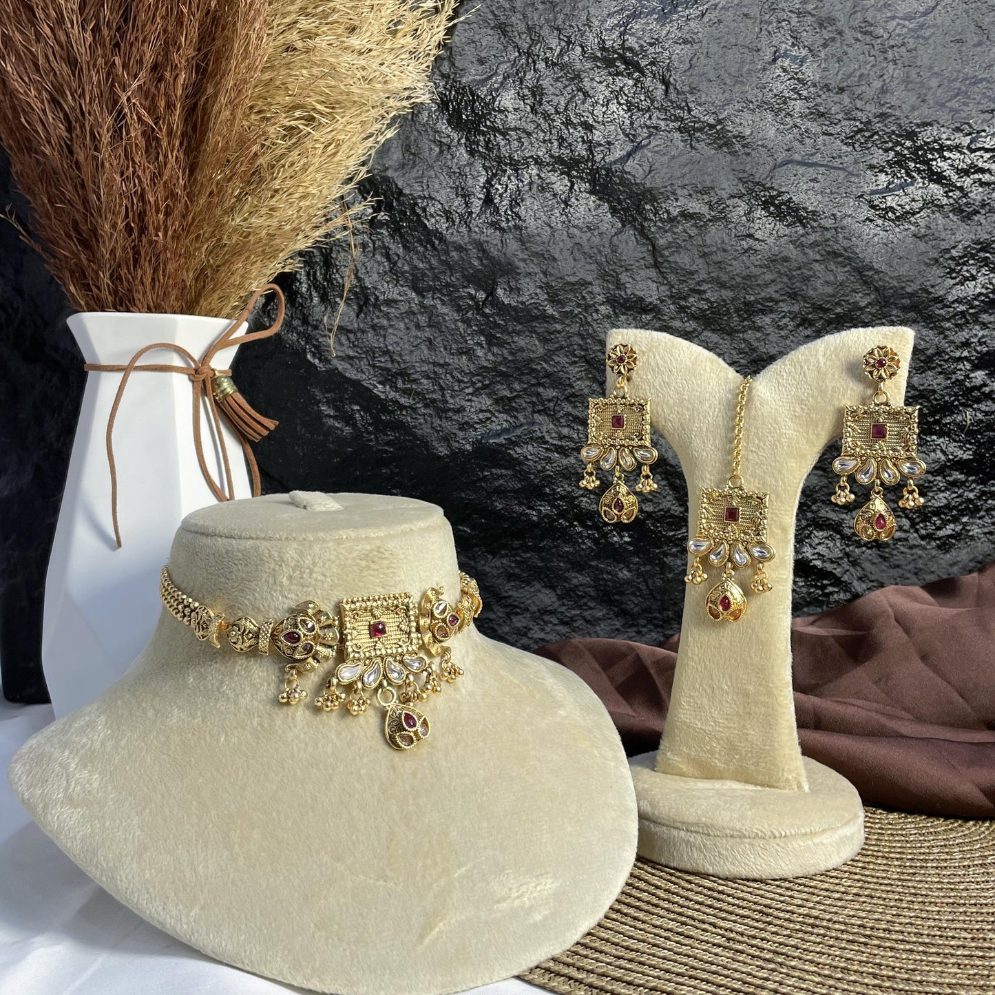 CHOKHAT DARBAR RAJWARI CHOKER
