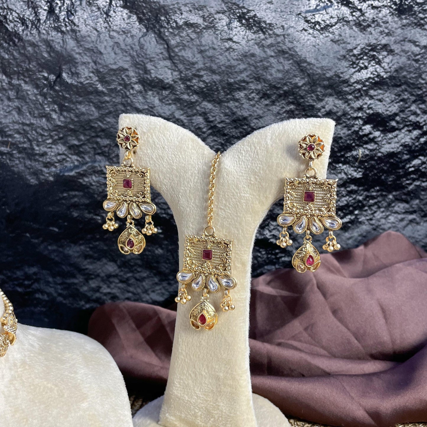 CHOKHAT DARBAR RAJWARI CHOKER