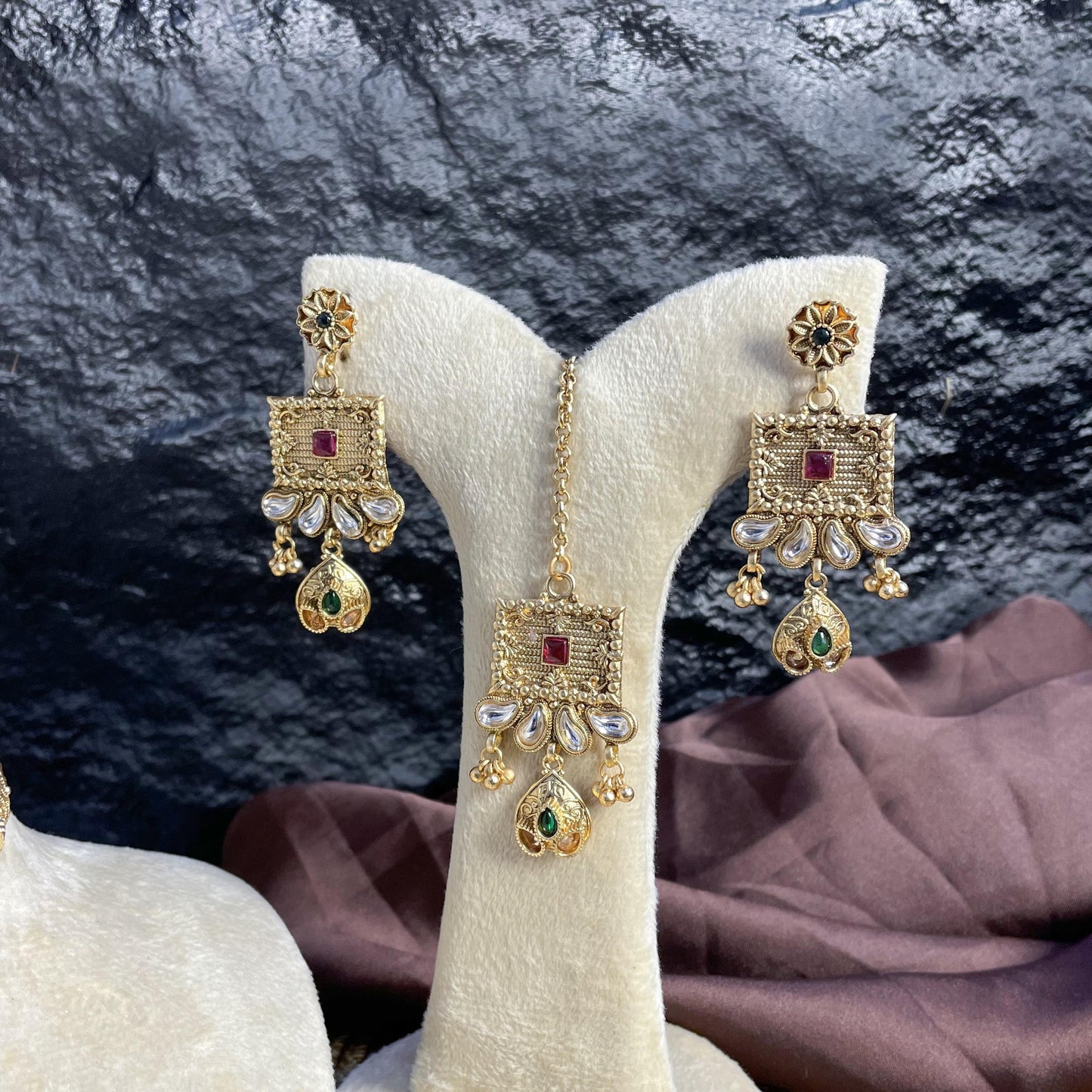 CHOKHAT DARBAR RAJWARI CHOKER