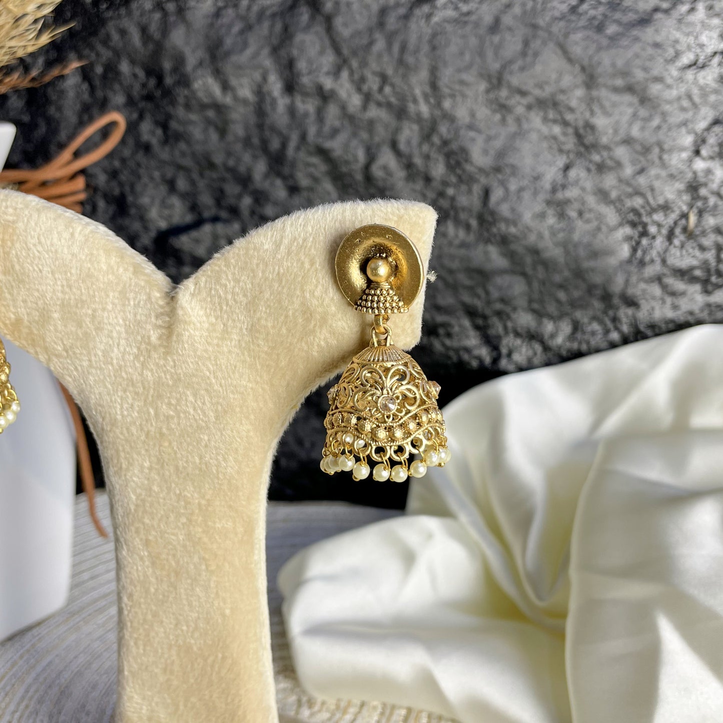 IVORY FILIGREE RAJWARI EARRINGS