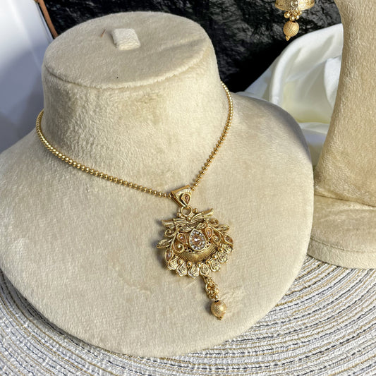 SOLAR RADIANCE RAJWARI LOCKET SET