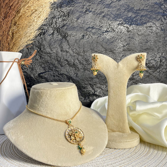 VERDANT CIRCLE RAJWARI LOCKET SET