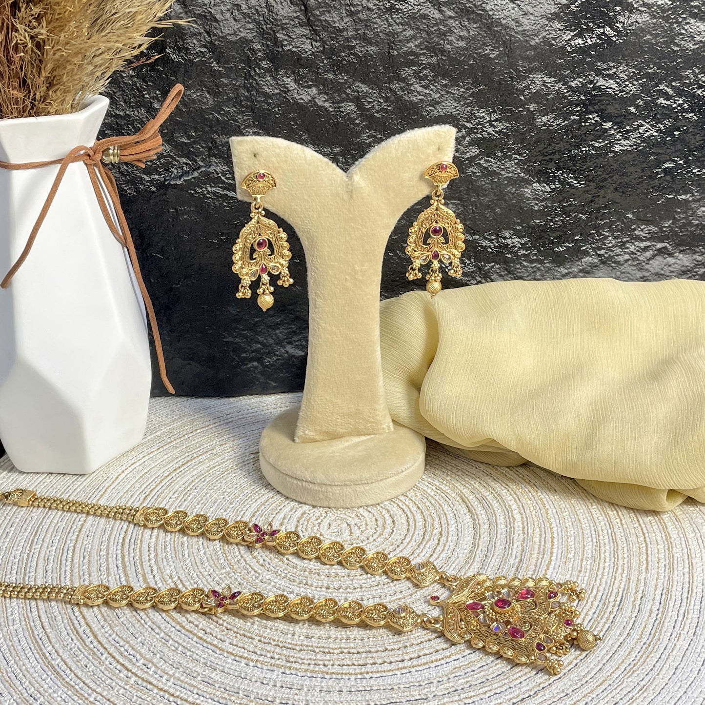 REGAL RAJWARI COIN-LINK MALA