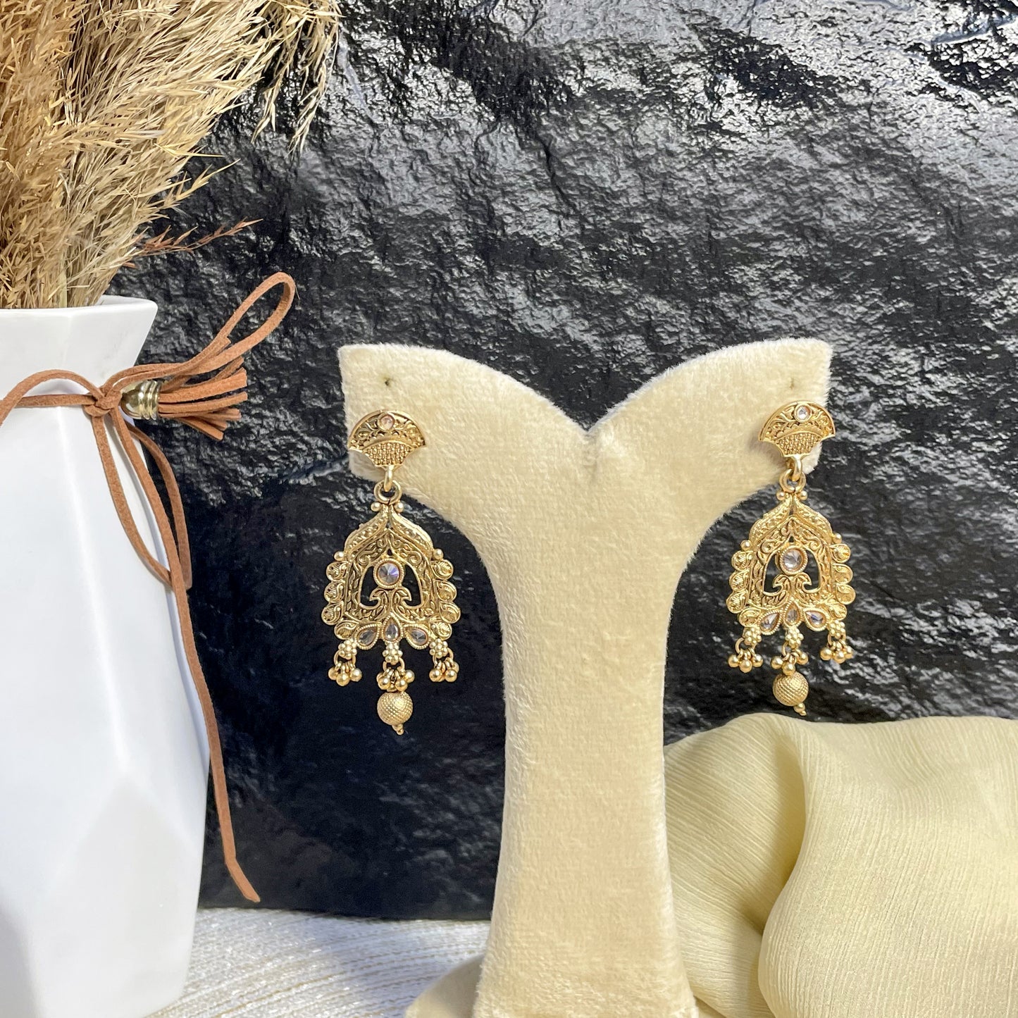 REGAL RAJWARI COIN-LINK MALA
