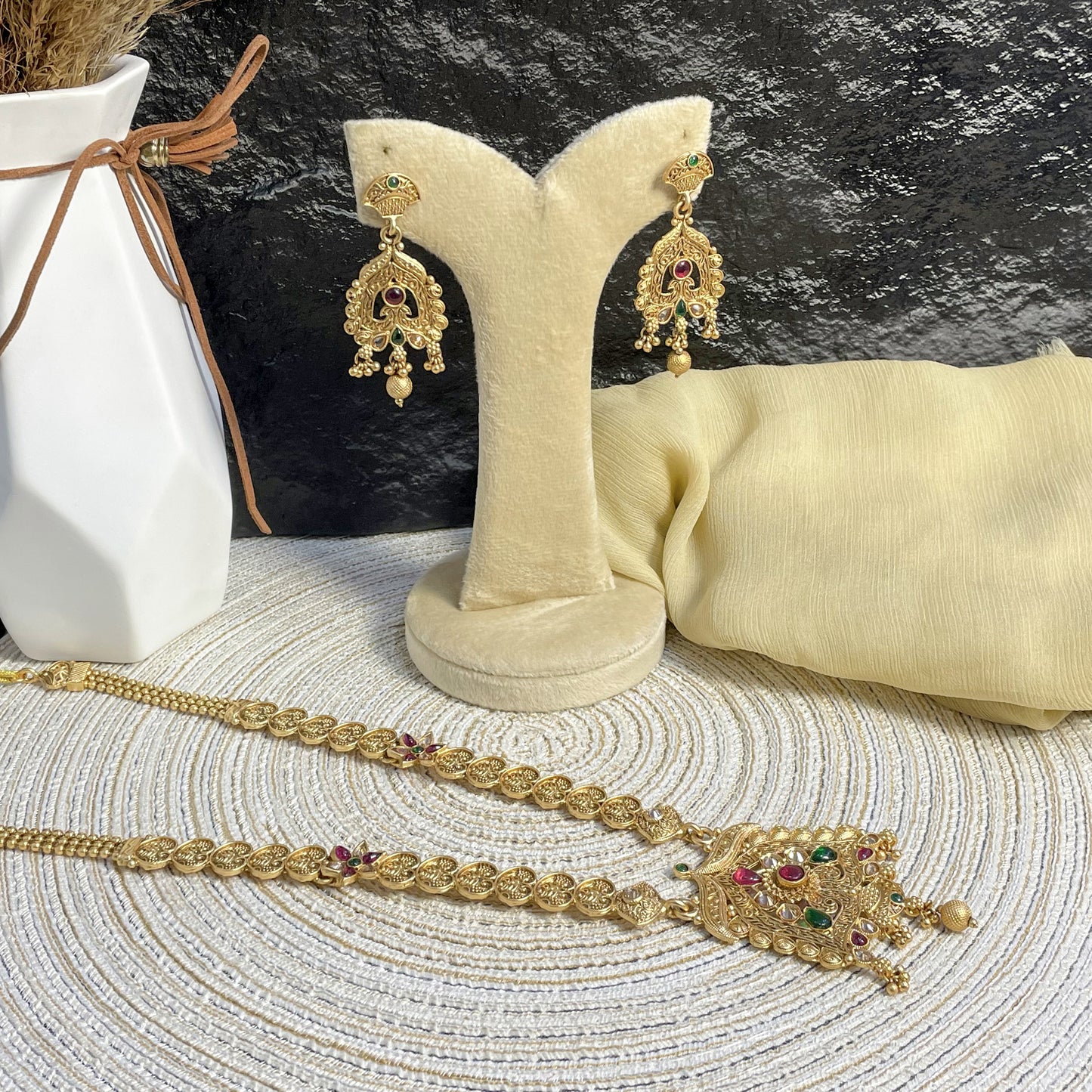 REGAL RAJWARI COIN-LINK MALA