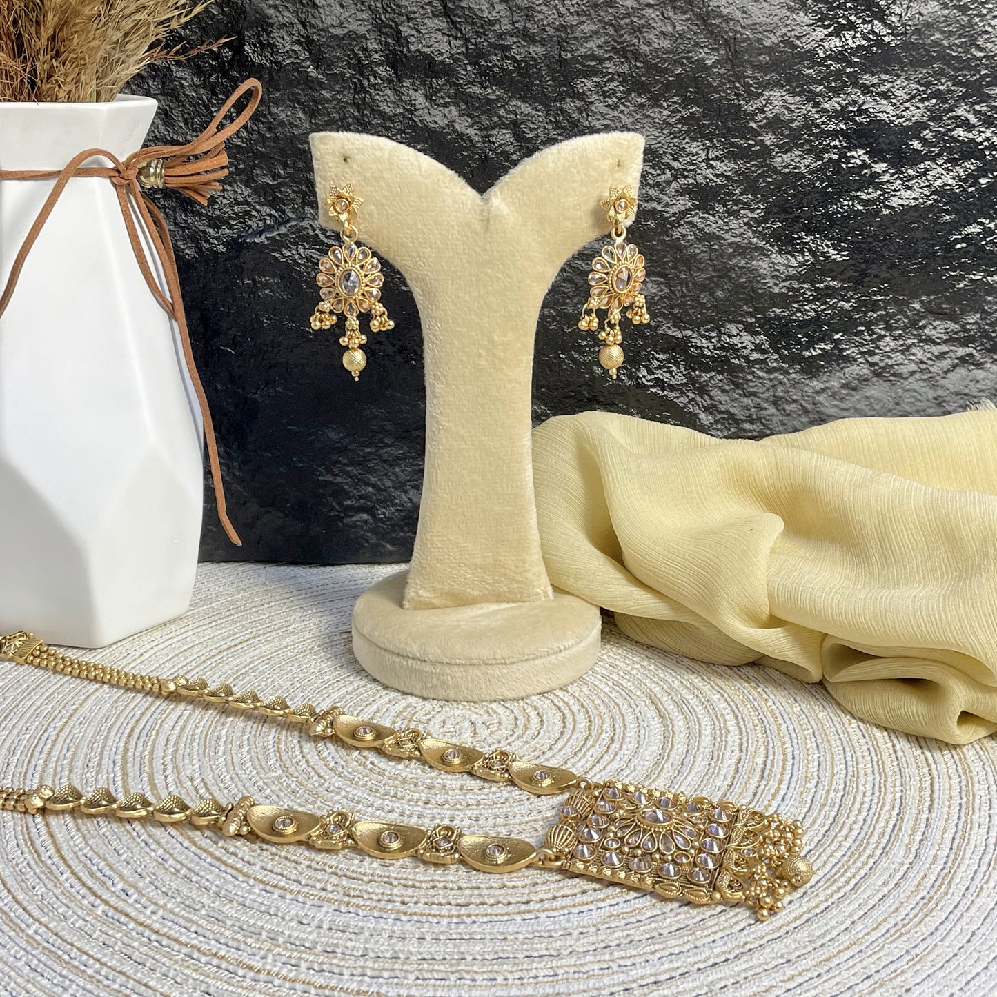 ELITE RAJWARI GEOMETRIC PANEL MALA