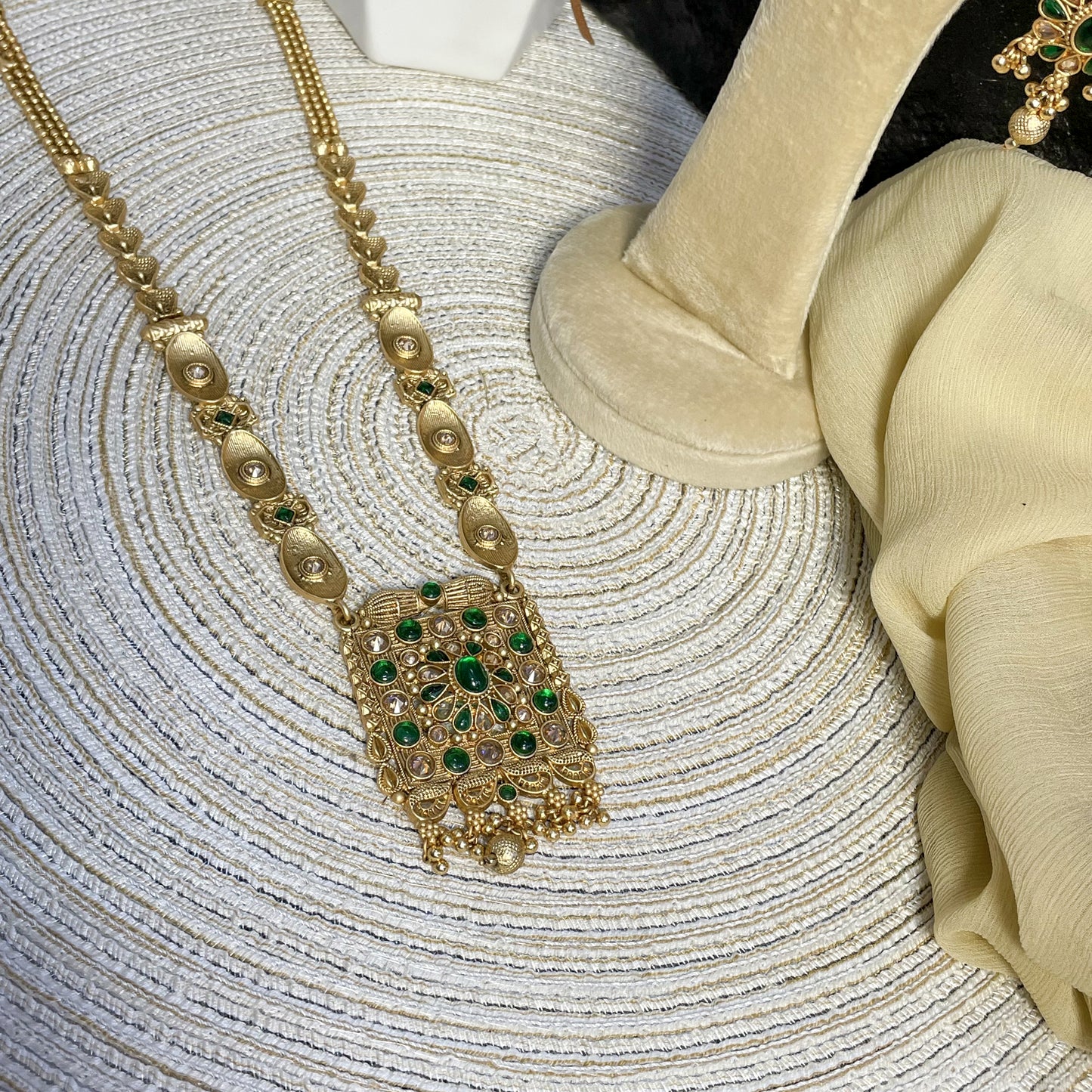 ELITE RAJWARI GEOMETRIC PANEL MALA