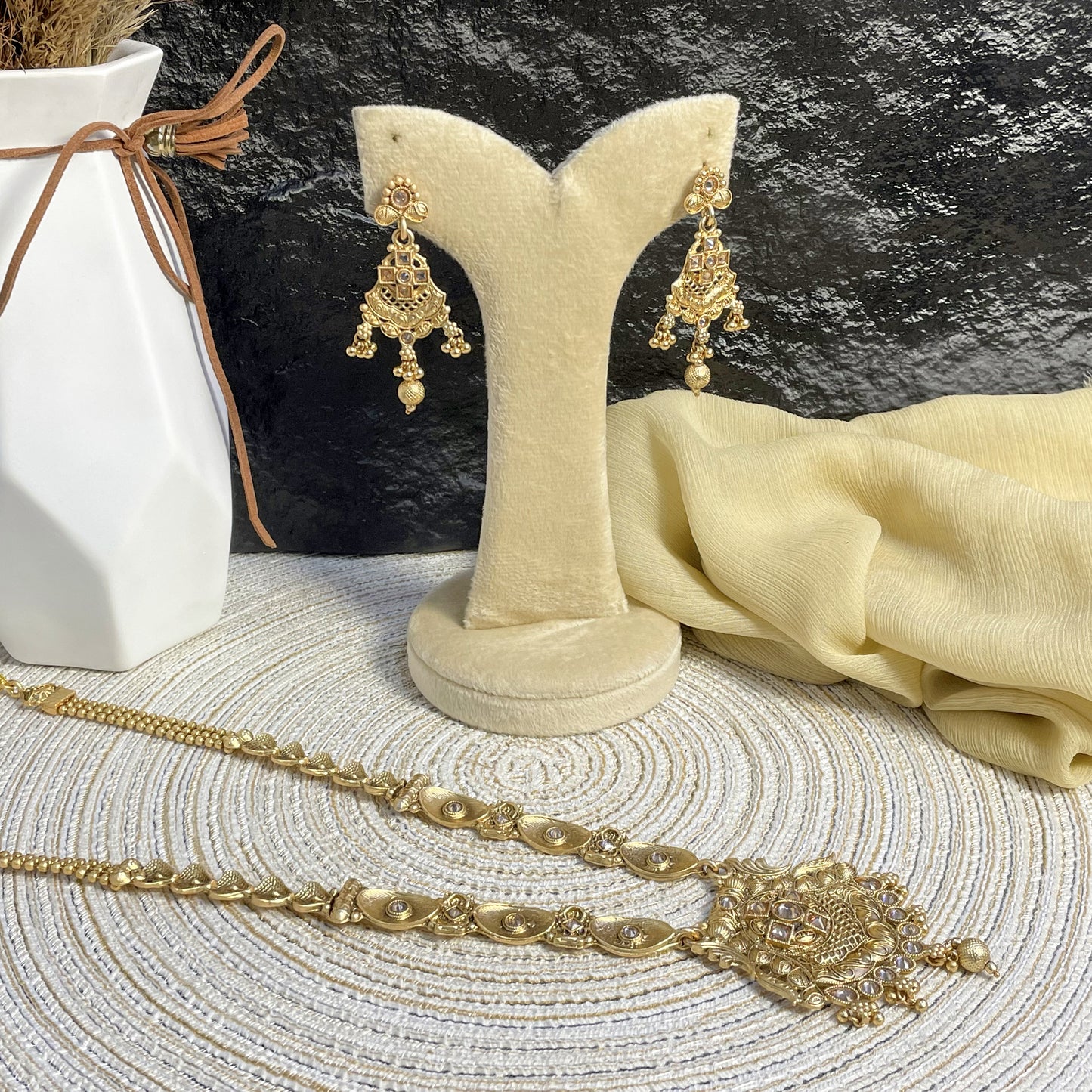 RAJWARI SHIELD MEDALLION MALA