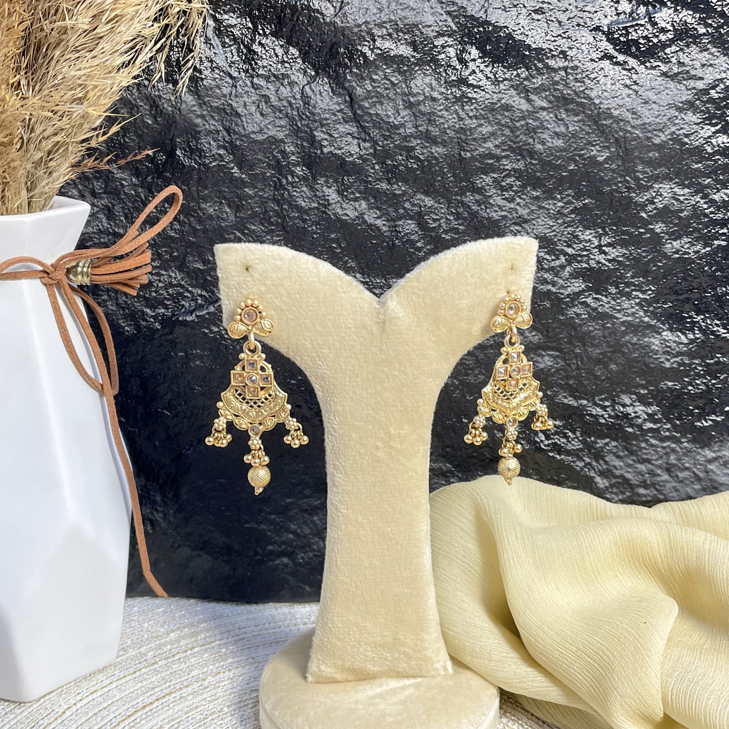 RAJWARI SHIELD MEDALLION MALA
