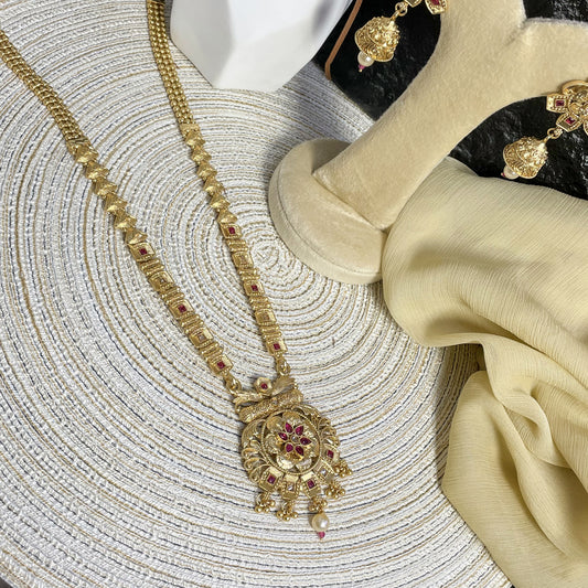 ELEVATED RAJWARI FLORAL MALA