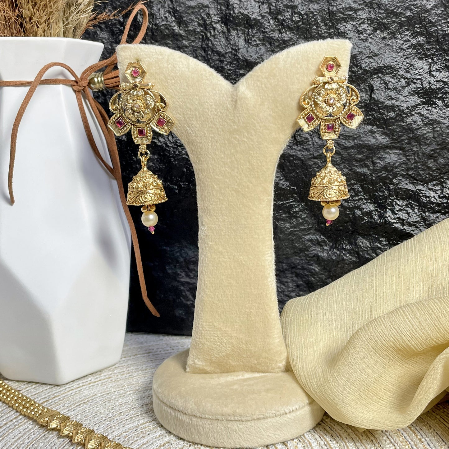 ELEVATED RAJWARI FLORAL MALA