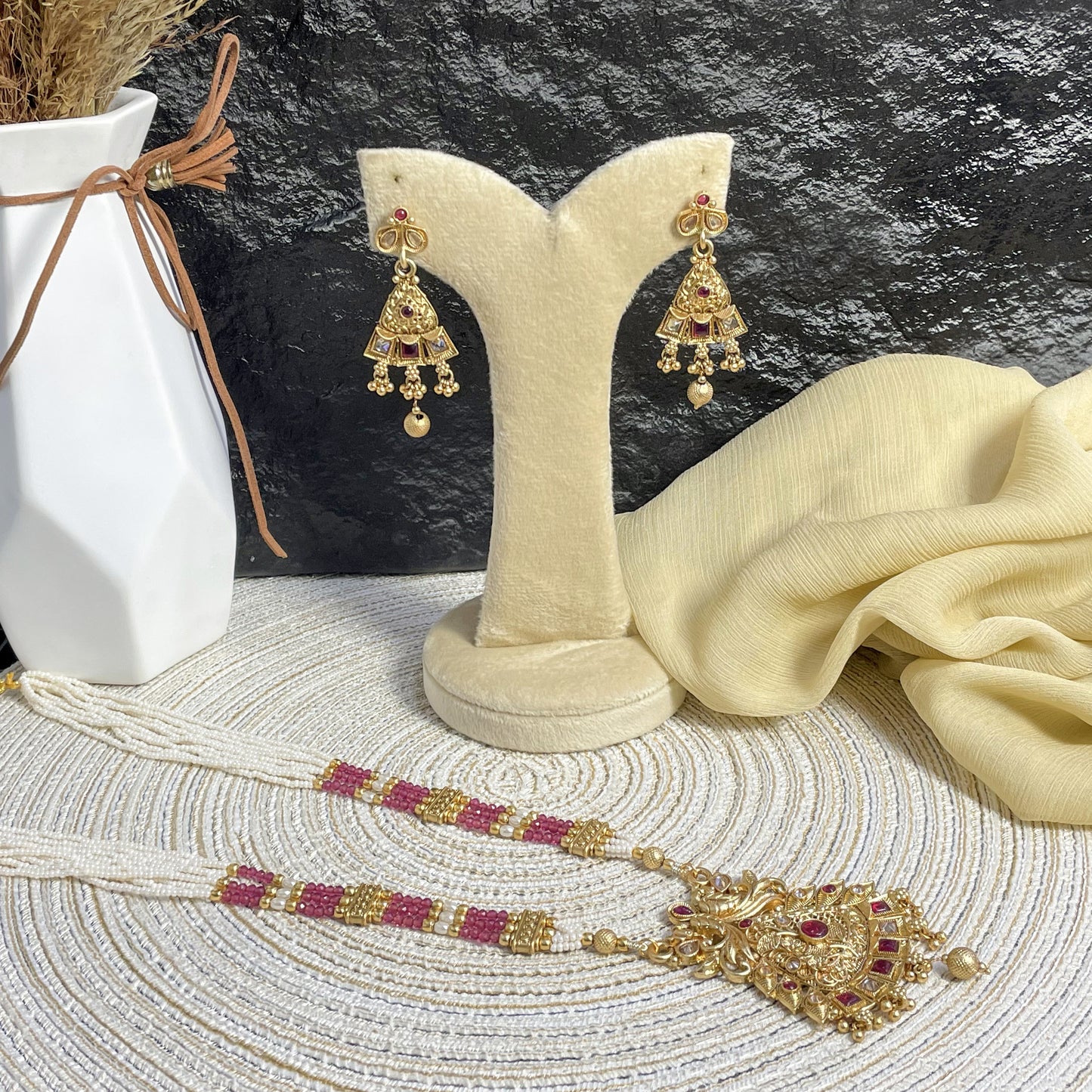 ELITE RAJWARI ARCHED PEARL MALA