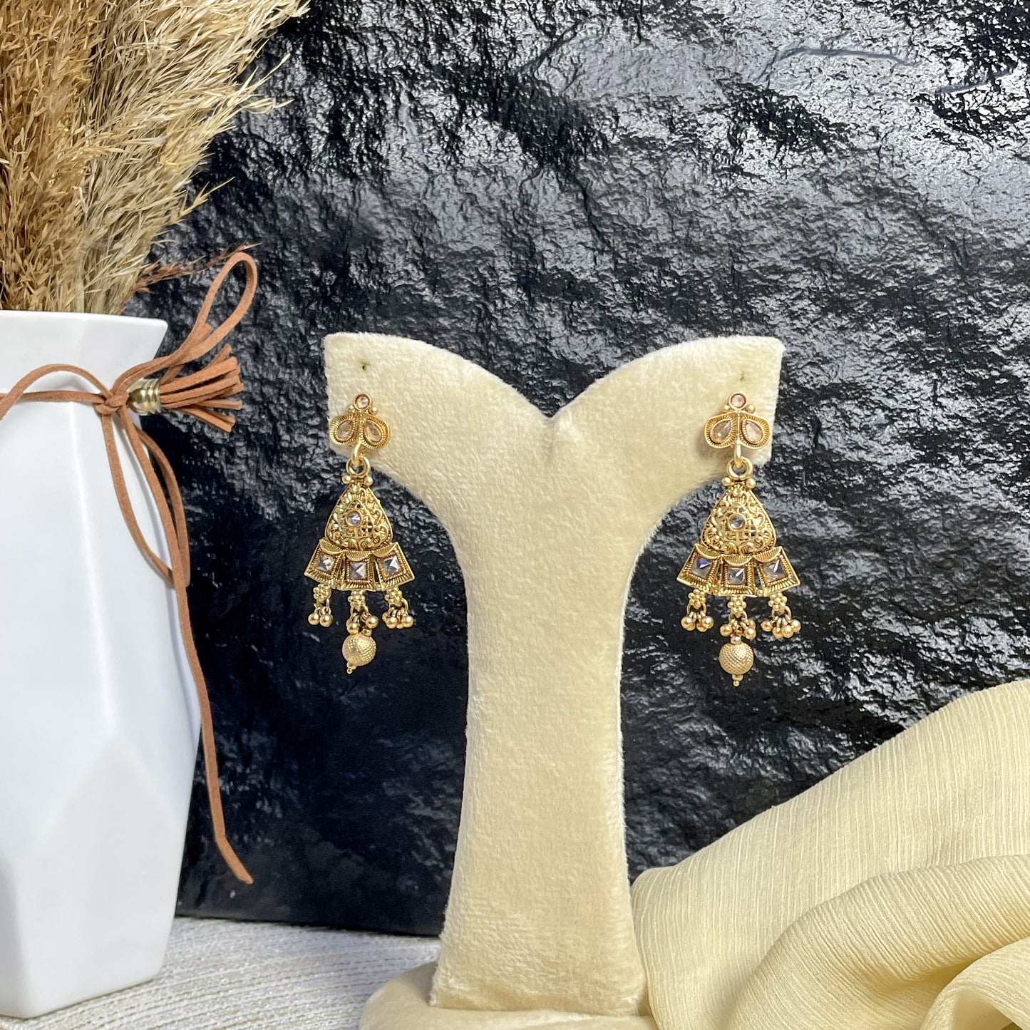 ELITE RAJWARI ARCHED PEARL MALA