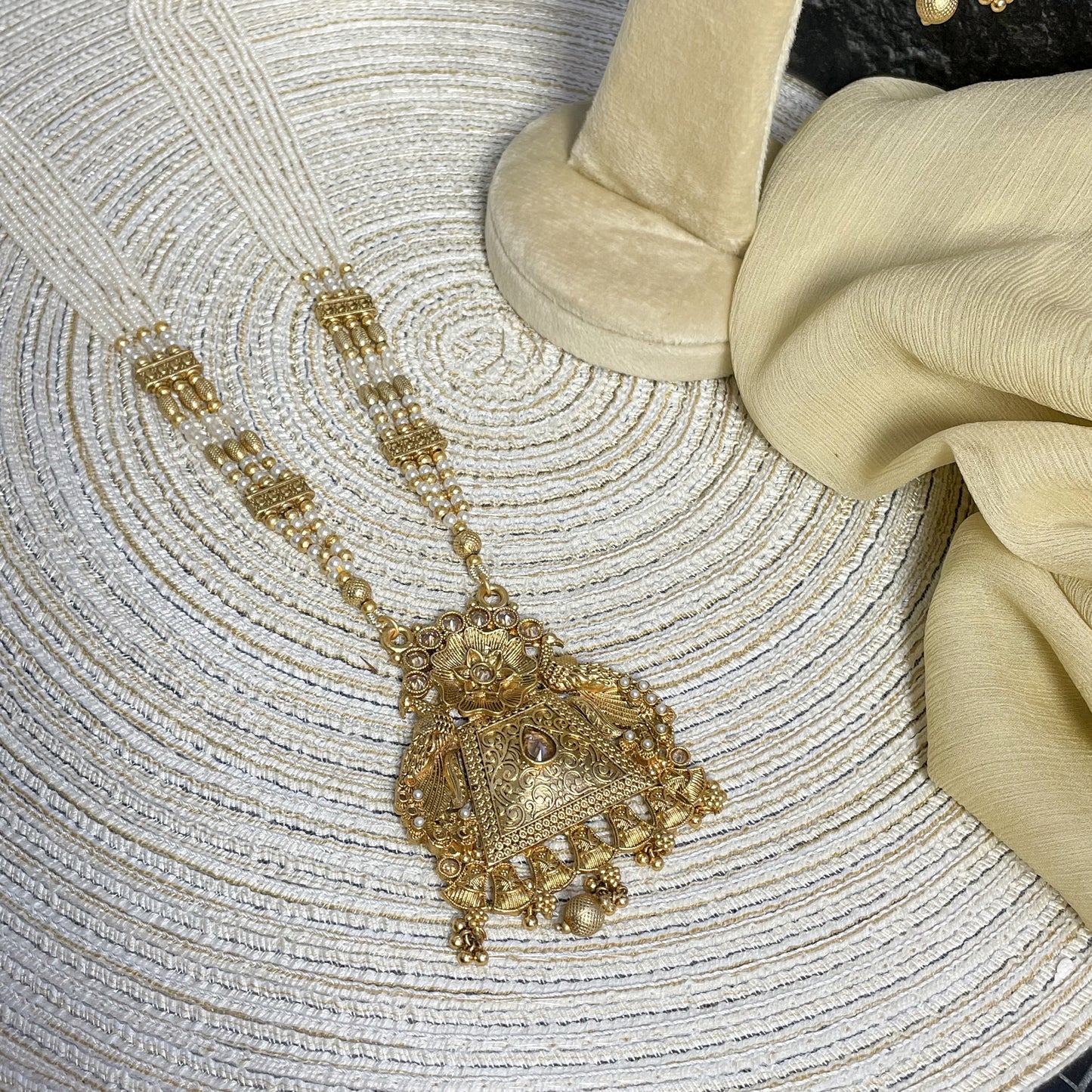 MAJESTIC RAJWARI PYRAMID PEARL MALA