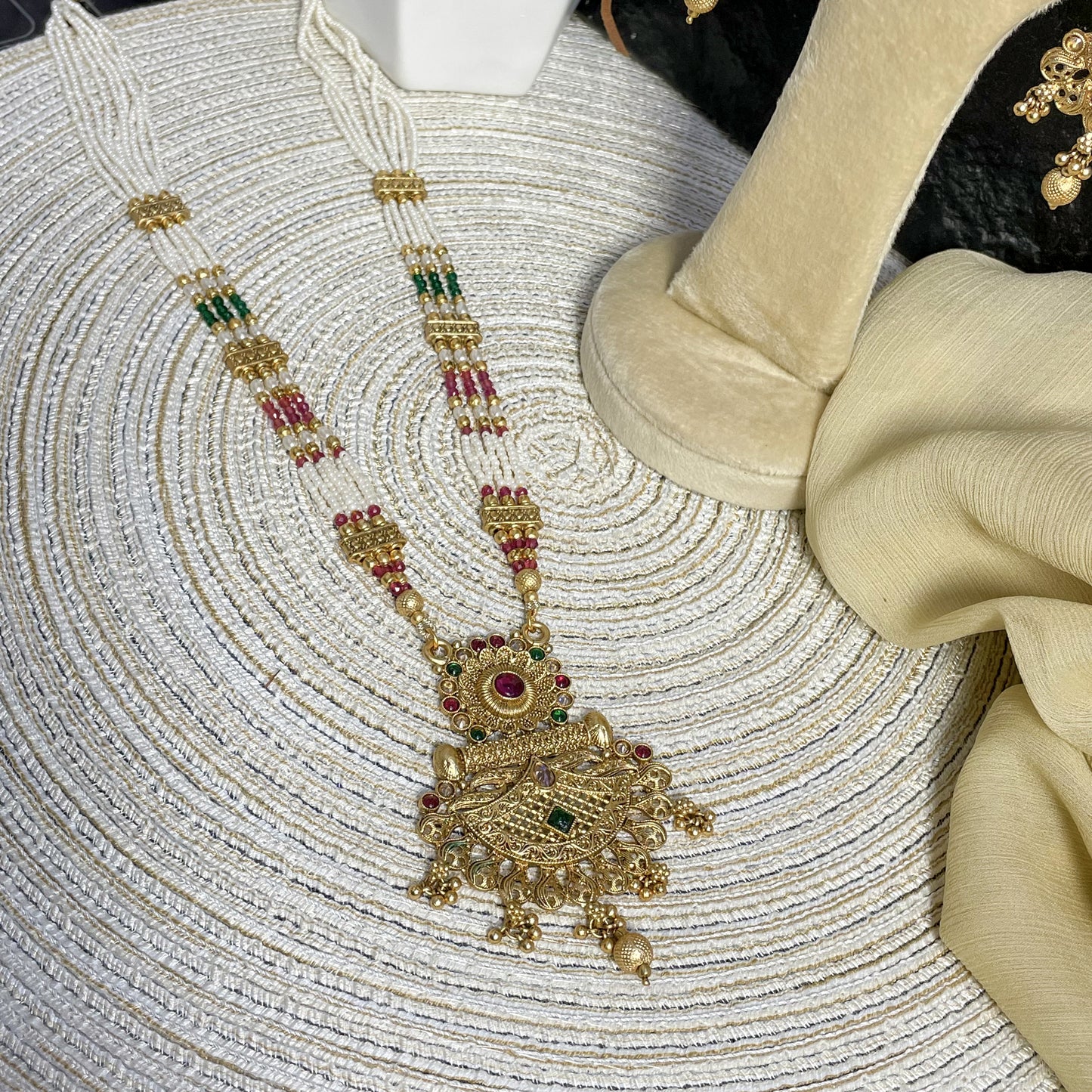 ELITE RAJWARI CRESCENT PEARL MALA
