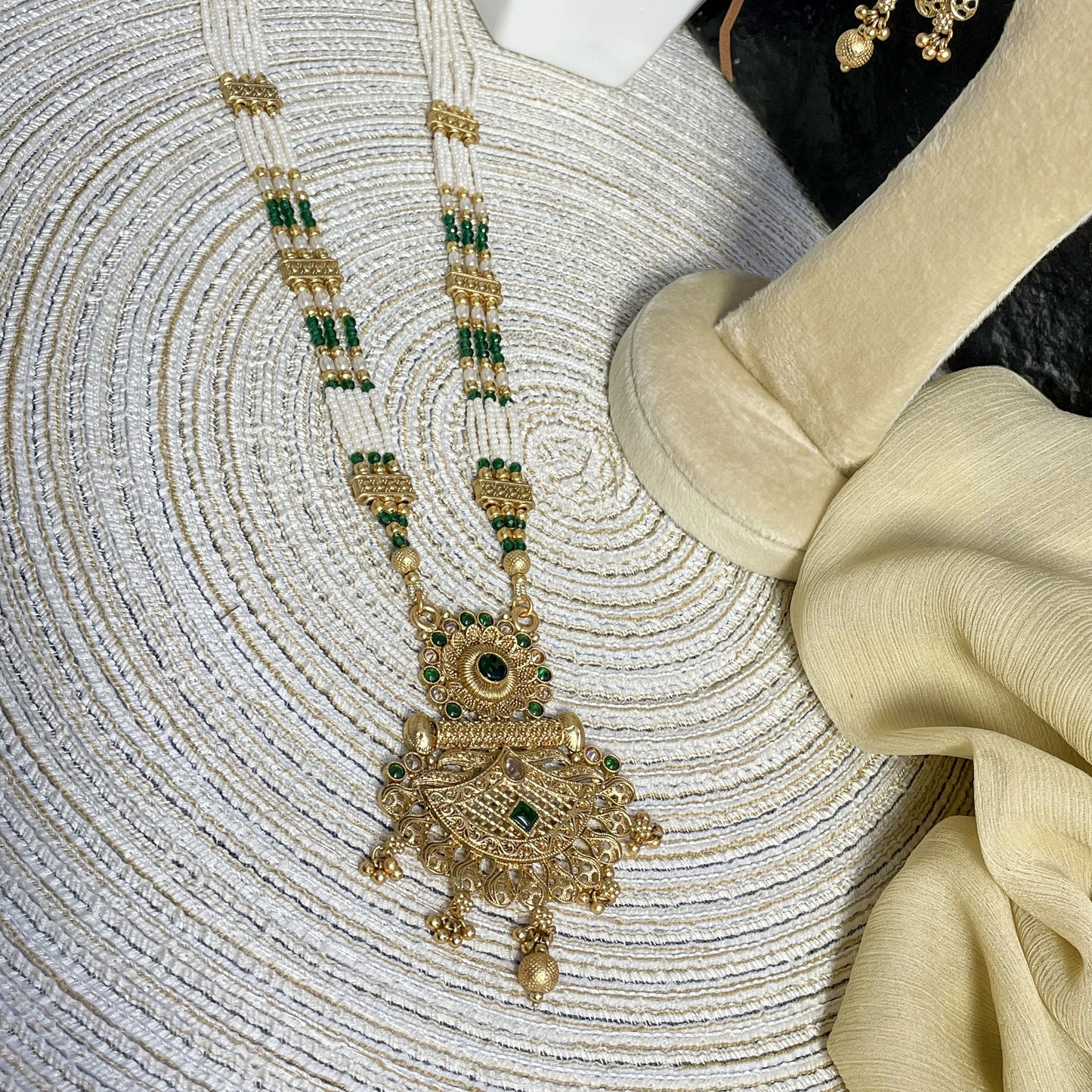 ELITE RAJWARI CRESCENT PEARL MALA