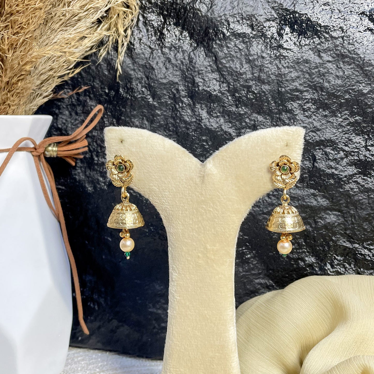 RAJWARI FLORAL OVAL MALA