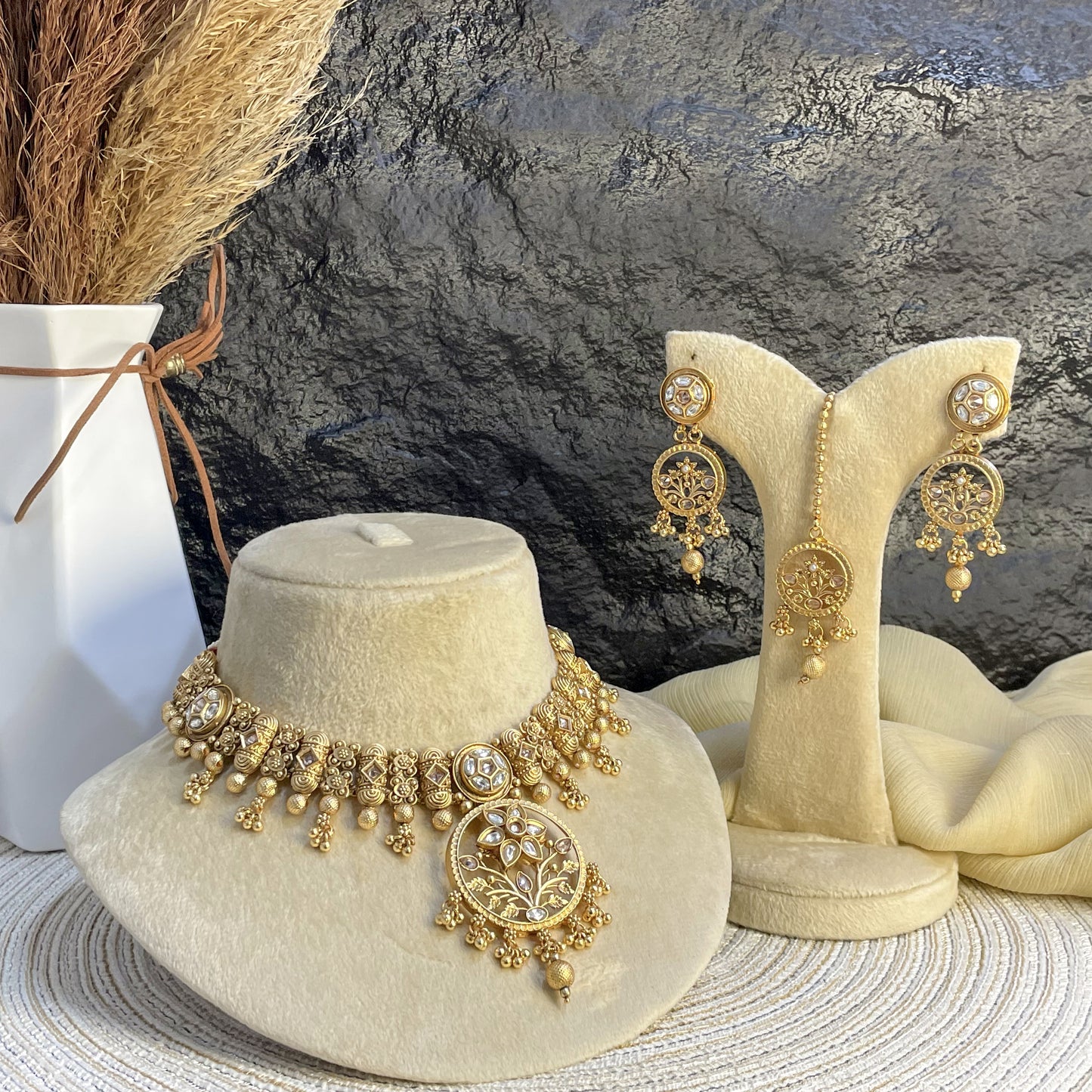 RAJWARI TREE OF LIFE KUNDAN NECKLACE SET