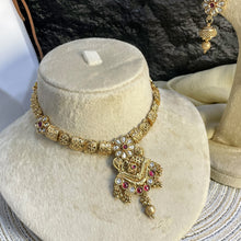 RAJWARI PETAL FILIGREE KUNDAN NECKLACE SET