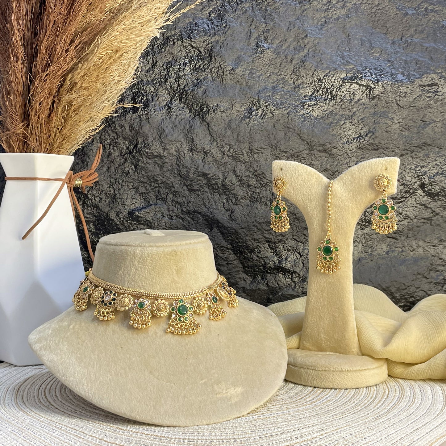REGAL RAJWARI FLORAL MEHRAAB NECKLACE SET