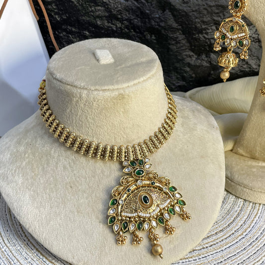 RAJWARI MEHRAAB FLORAL KUNDAN NECKLACE SET