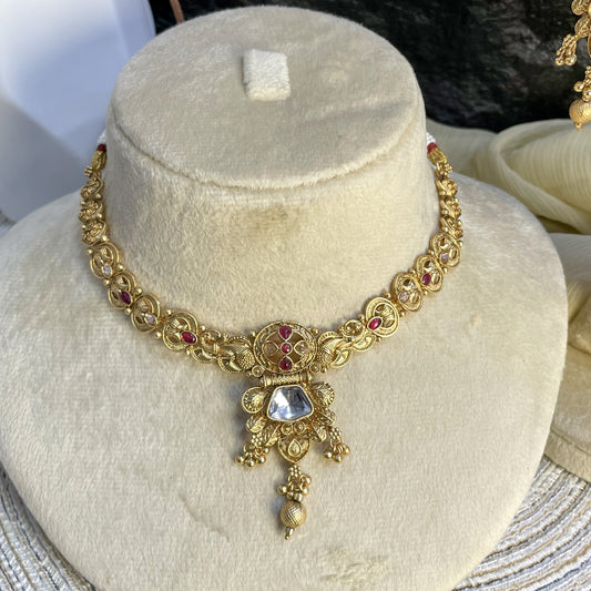 MAJESTIC RAJWARI FLORAL KUNDAN NECKLACE SET