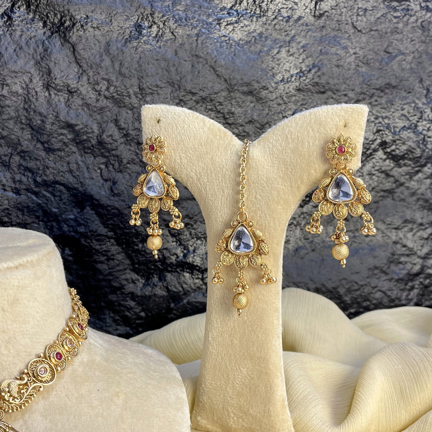 REGAL RAJWARI PEACOCK MOTIF NECKLACE SET