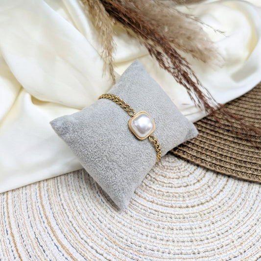 Cube Pearl Bracelet