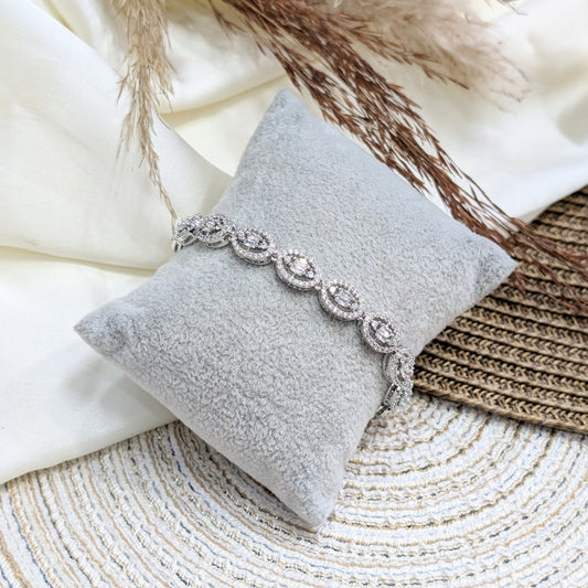 ETHEREAL-HALO-SILVER-ZIRCON-BRACELET