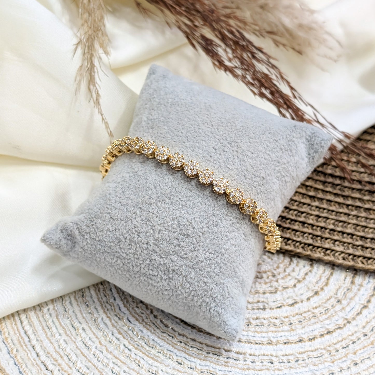 GOLDEN-DEW-CLUSTER-ZIRCON-BRACELET