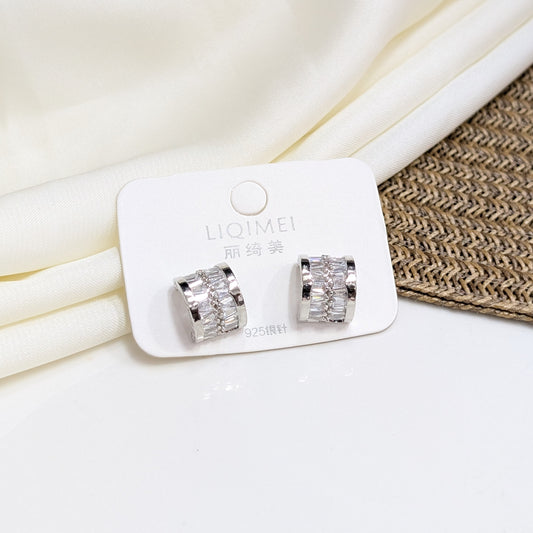 SILVER BAGUETTE EARRINGS