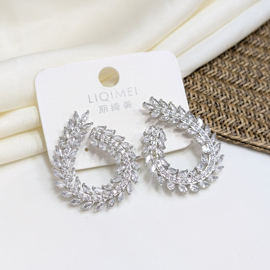 CRYSTAL LAUREL EARRINGS